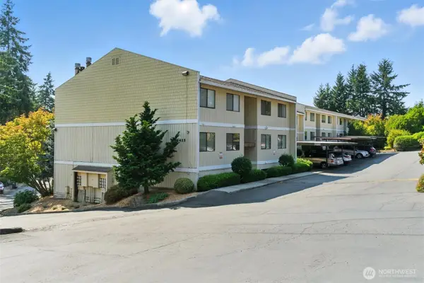 26425 Pennsylvania Avenue Ne #34, Kingston, WA 98346