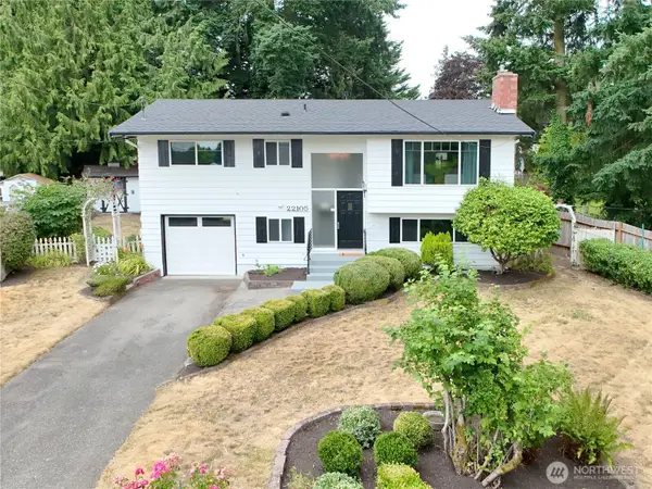 22105 78th Place W, Edmonds, WA 98026