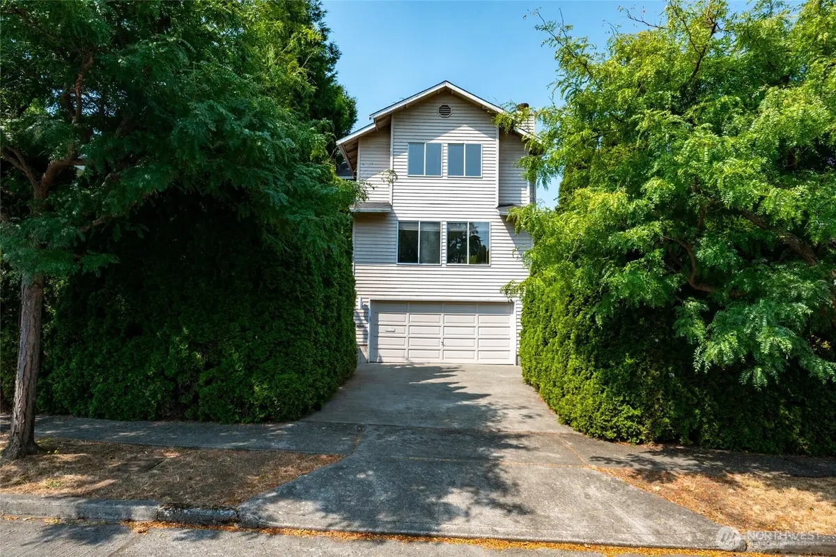 4407 30th Avenue W, Seattle, WA 98199 - #1