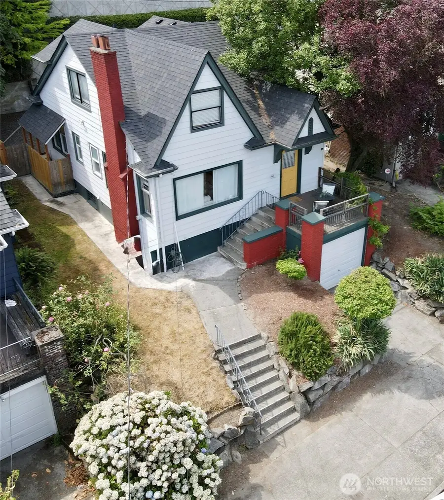 1915 Dexter Avenue N, Seattle, WA 98109 - #2