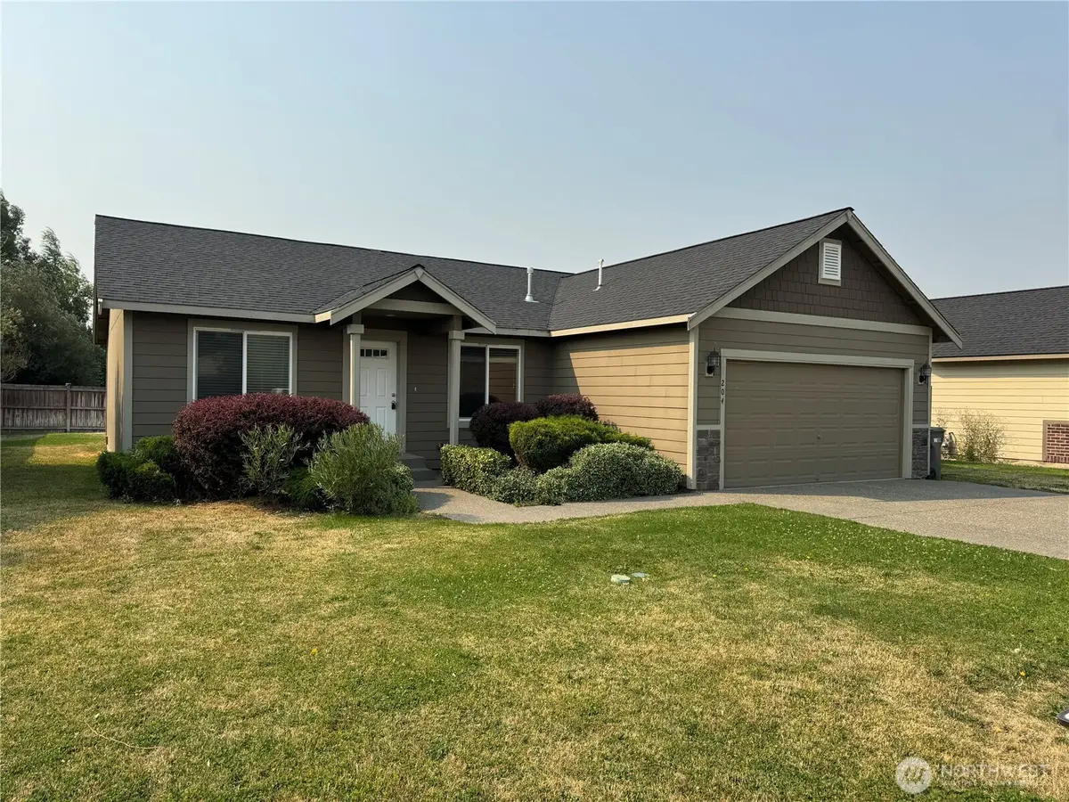 204 W 26th Avenue, Ellensburg, WA 98926 - #1