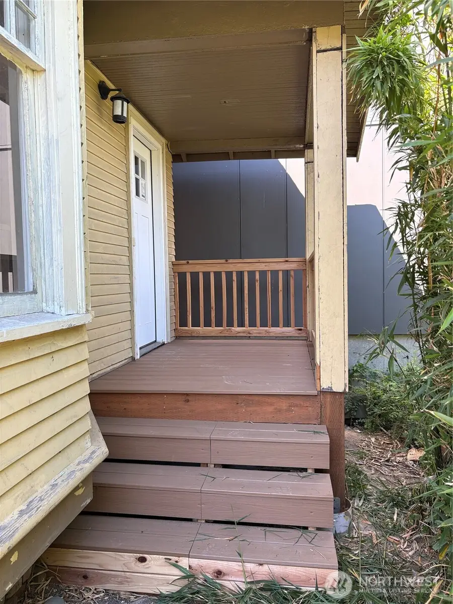 139 NW 85th St, Seattle, WA 98117 - #2