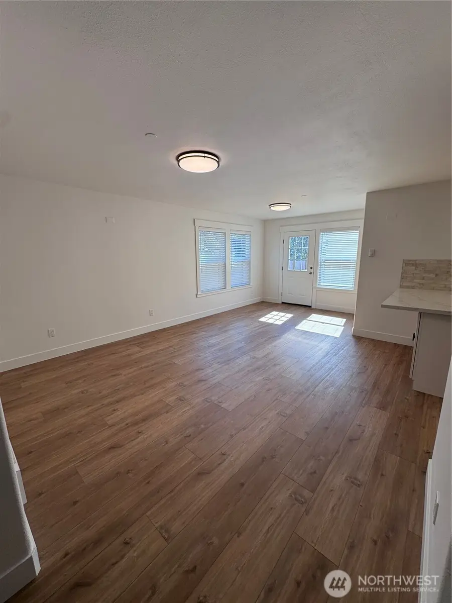 1869 Johnson Avenue, Dupont, WA 98327 - #3