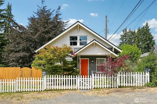 811 S 88th Street, Tacoma, WA 98444