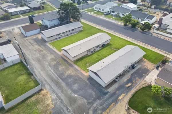 1137 Cascade Avenue, Moses Lake, WA 98837