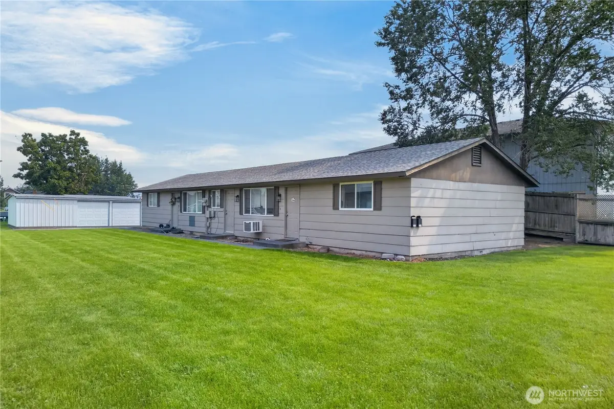 1141 Cascade Avenue, Moses Lake, WA 98837 - #1