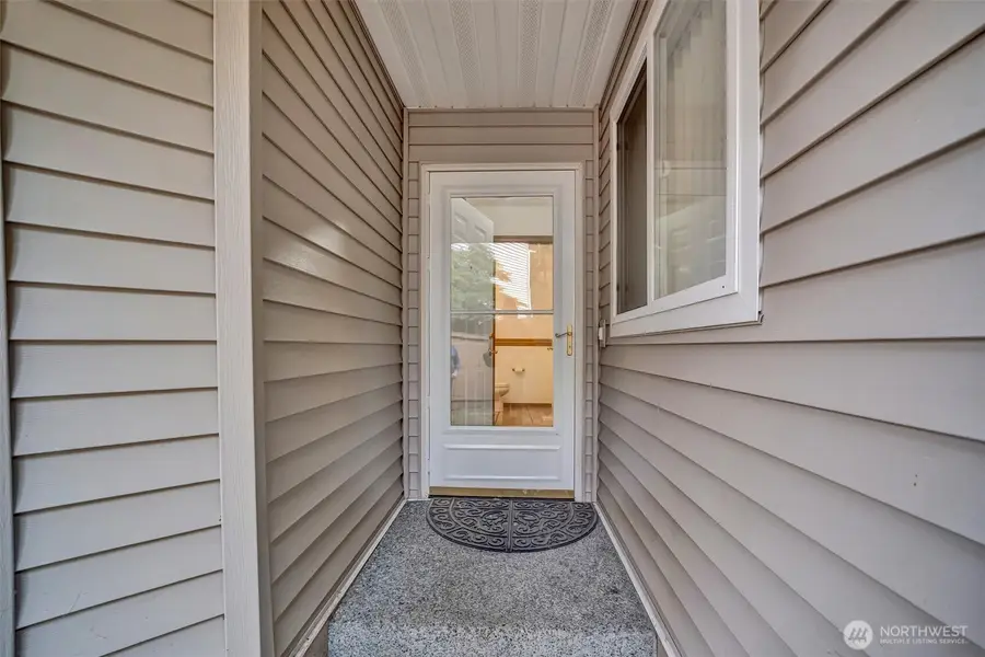 15 87th Avenue Ne #B, Lake Stevens, WA 98258 - #2