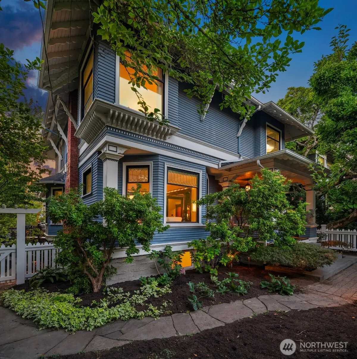 723 12th Avenue E, Seattle, WA 98102 - #1