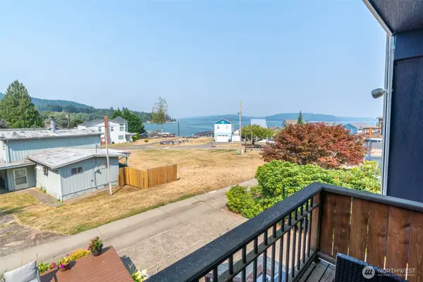 20 N Tillicum Beach Lane N, Shelton, WA 98584