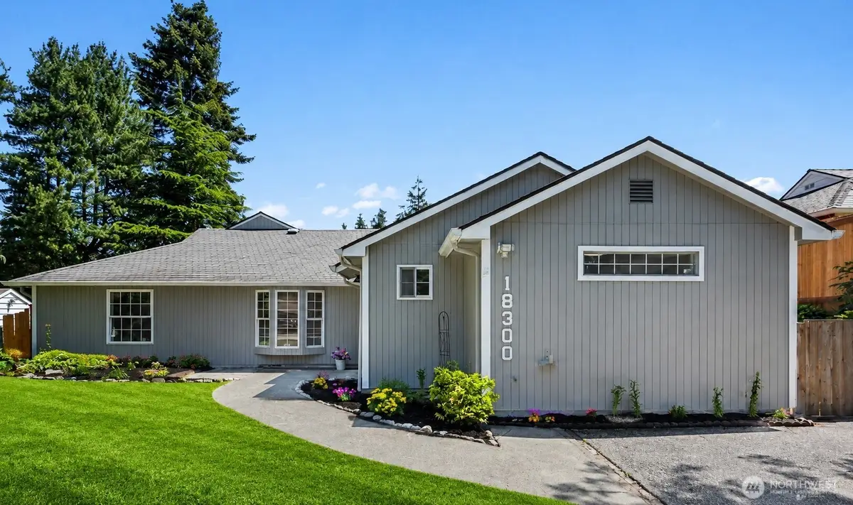 18300 8th Ave Ne, Shoreline, WA 98155 - #1