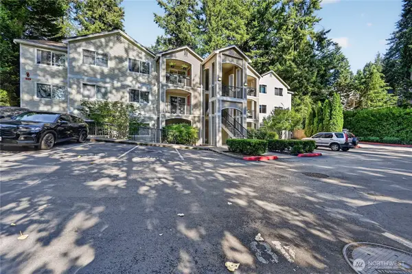 10709 Valley Viewrd #C101, Bothell, WA 98011