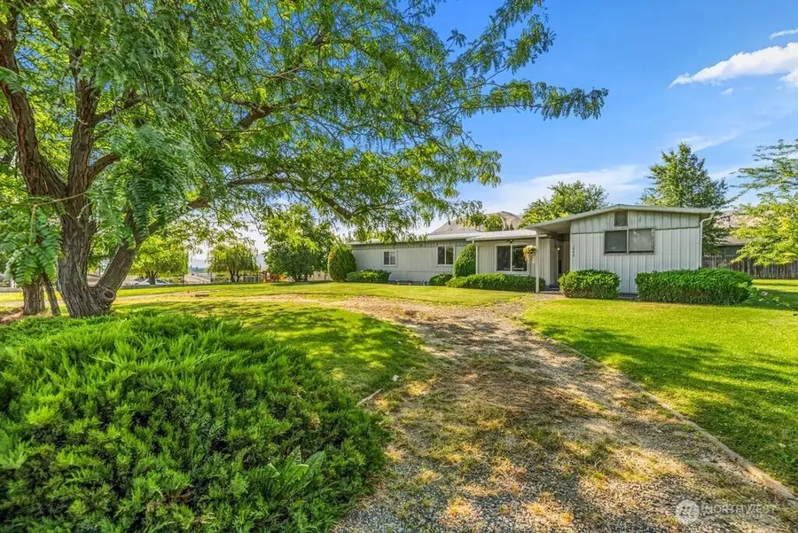 1642 Antles Avenue, Wenatchee, WA 98801 - #2