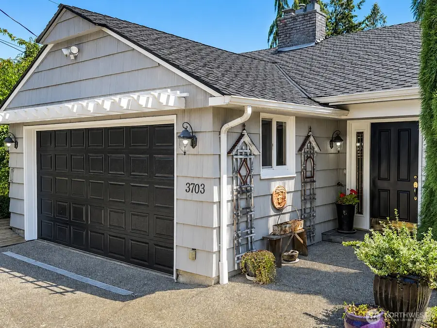 3703 Federal Avenue, Everett, WA 98201 - #2