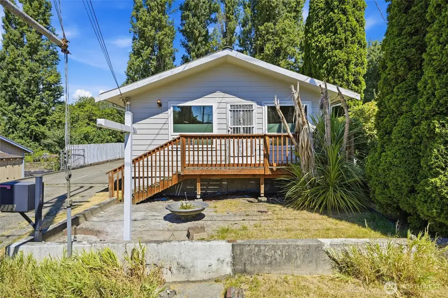 712 S Director Street, Seattle, WA 98108 - #2