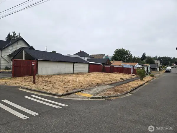 3251 S 58th, Tacoma, WA 98409