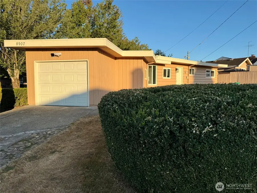 8907 Beacon Avenue S, Seattle, WA 98118 - #3