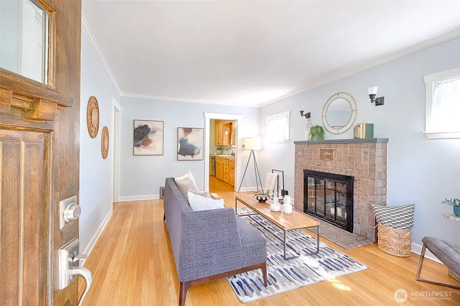 7032 22nd Avenue Nw, Seattle, WA 98117 - #2