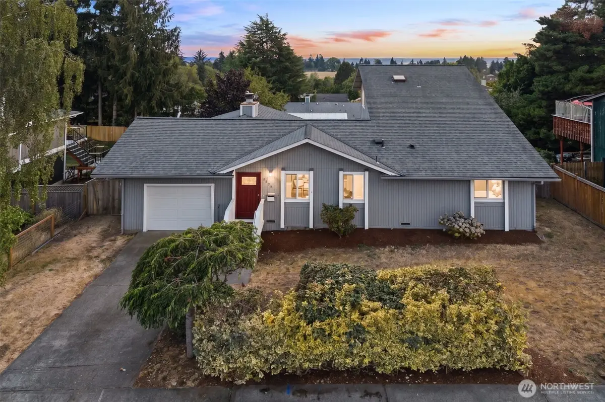 4908 22nd Avenue Ne, Tacoma, WA 98422 - #1