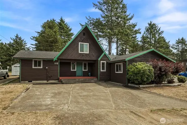 112 Canal Drive Ne, Ocean Shores, WA 98569