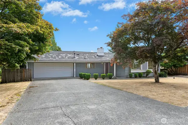 250 110th Place Se, Bellevue, WA 98004