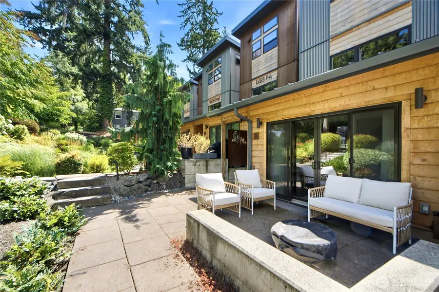 10323 Ne 189th St #B, Bothell, WA 98011 - #2