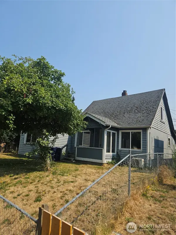 3823 E K Street, Tacoma, WA 98404