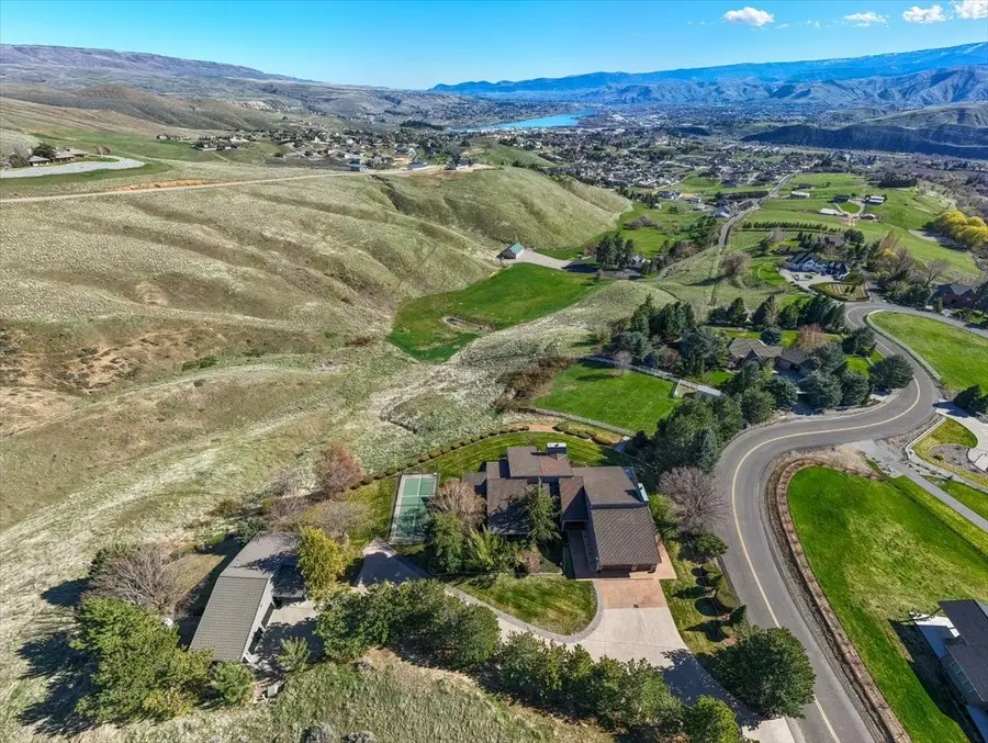 4333 Anna Lane, Wenatchee, WA 98801 - #2