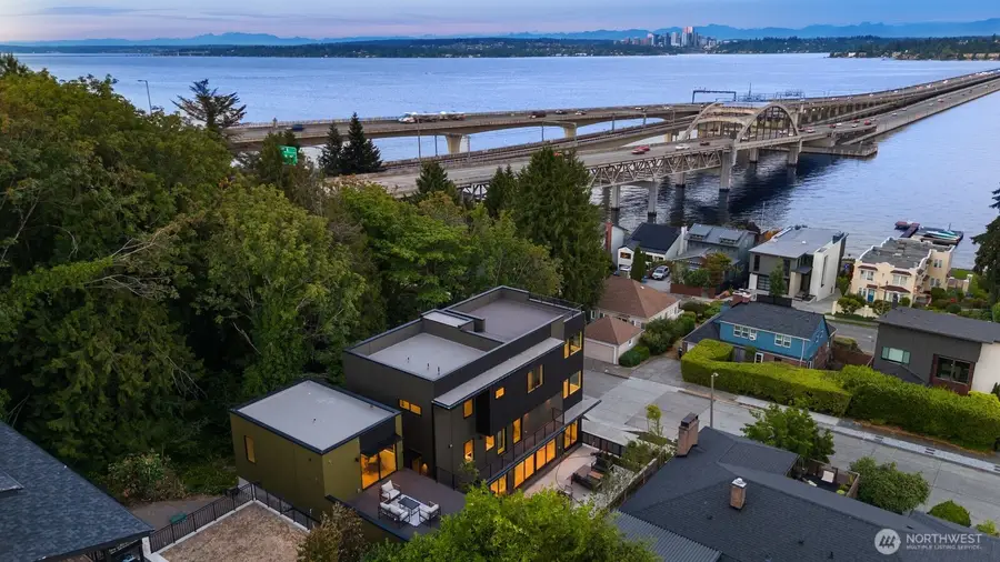 1417 36th Avenue S, Seattle, WA 98144 - #2