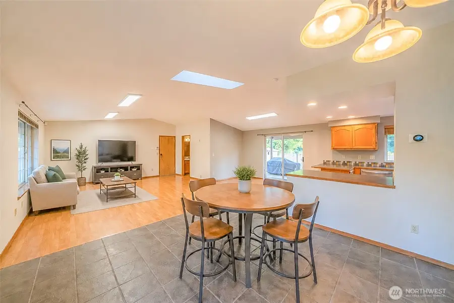704 105th Place Se, Everett, WA 98208 - #2