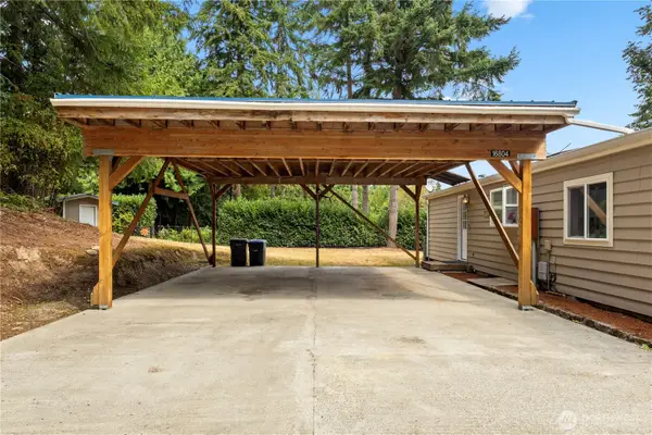16804 Lark Lane Nw, Poulsbo, WA 98370