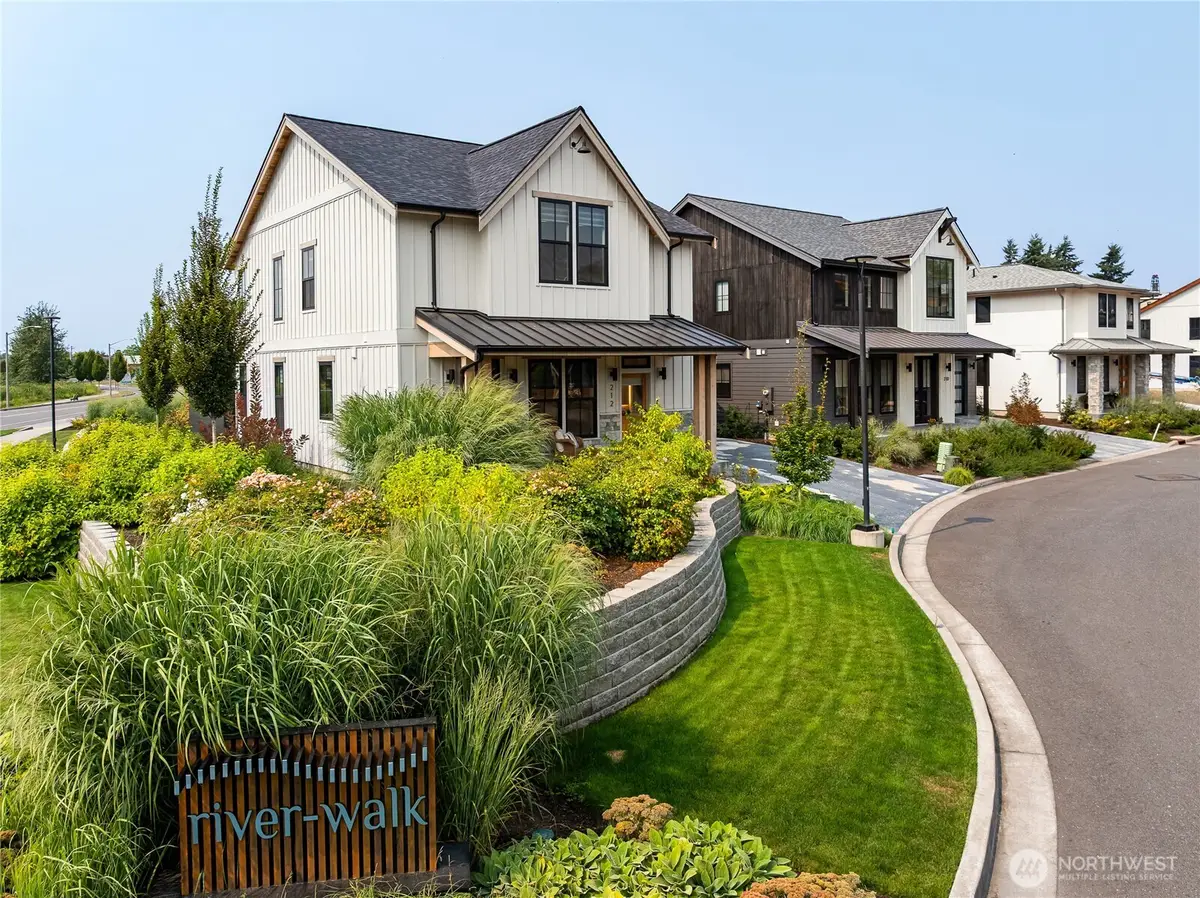 212 Riverwalk Dr., Lynden, WA 98264 - #1
