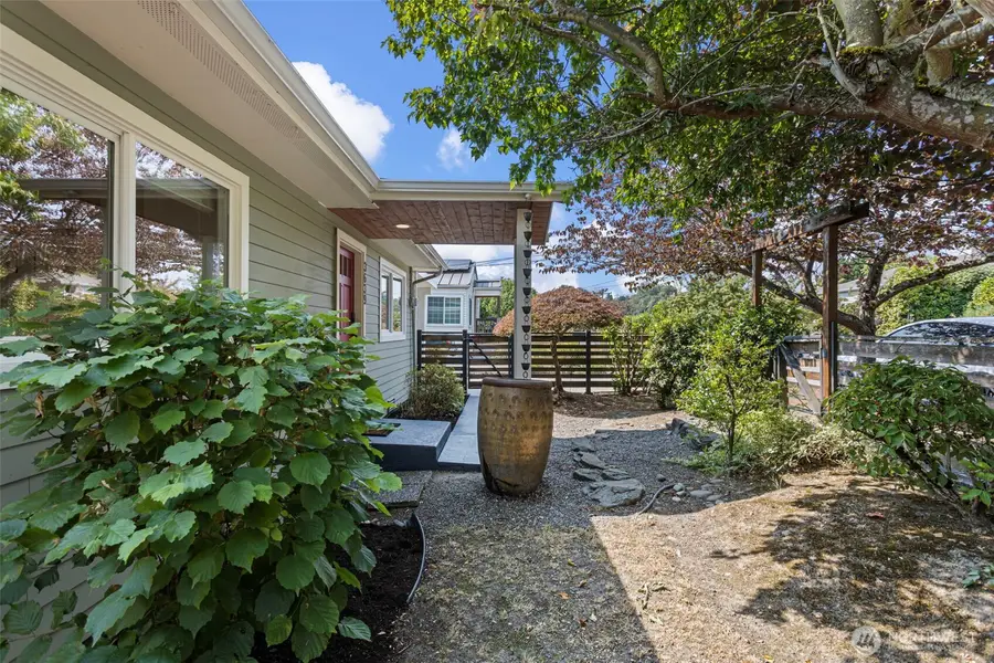 3639 S Lucile Street, Seattle, WA 98118 - #3