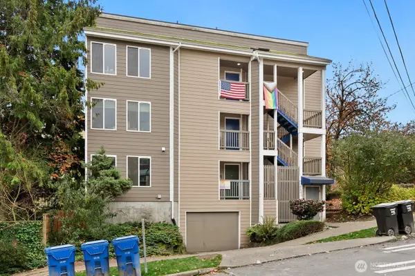 3660 Whitman Avenue N, Seattle, WA 98103
