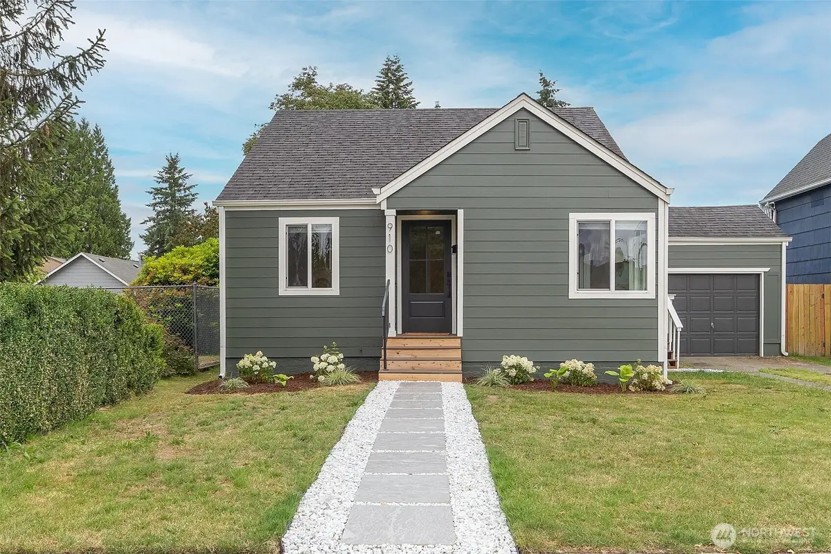 910 E Main Street, Auburn, WA 98002 - #1