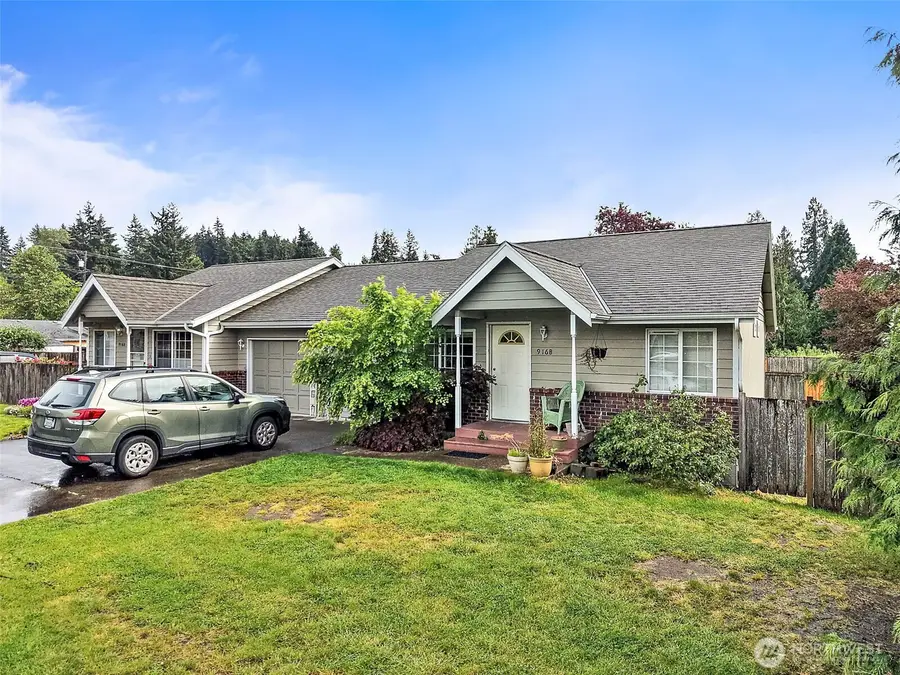 916 40th Avenue Sw, Puyallup, WA 98373 - #3