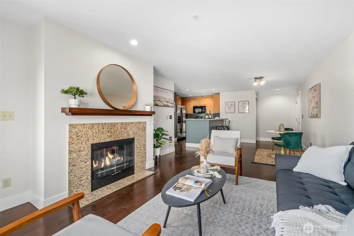 3202 SW Avalon Way #303, Seattle, WA 98126 - #1