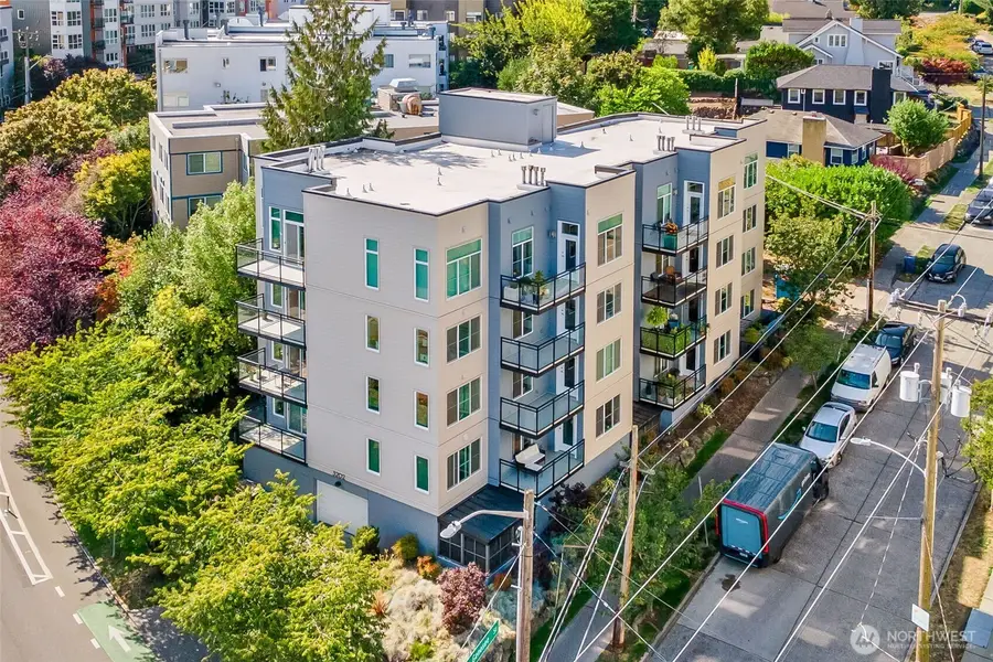 3202 SW Avalon Way #303, Seattle, WA 98126 - #2