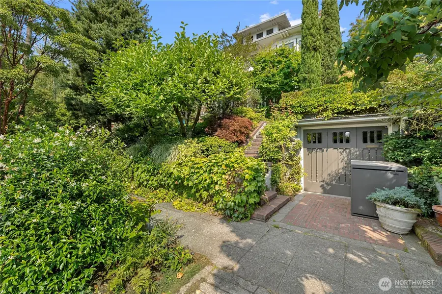 1108 Harvard Avenue E, Seattle, WA 98102 - #2
