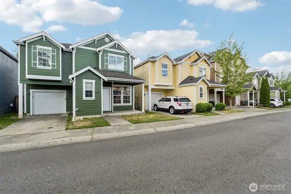 11522 7th Avenue Ct E, Tacoma, WA 98445