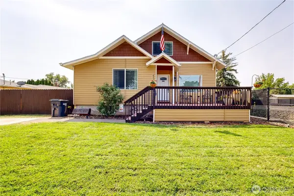 529 SW 1st, College Place, WA 99324