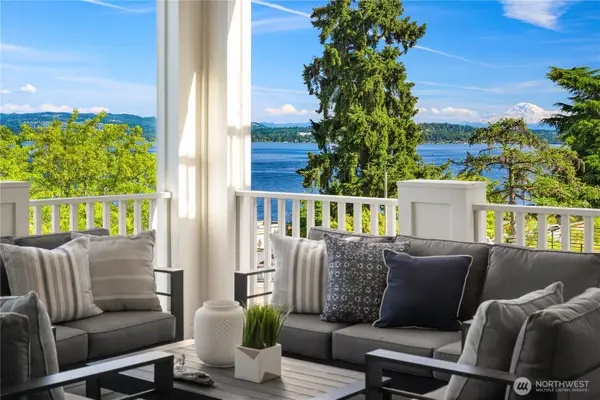 1031 Mcgilvra Boulevard E, Seattle, WA 98112
