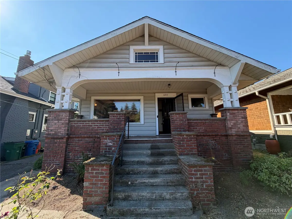 1211 N 50th Street, Seattle, WA 98103 - #1