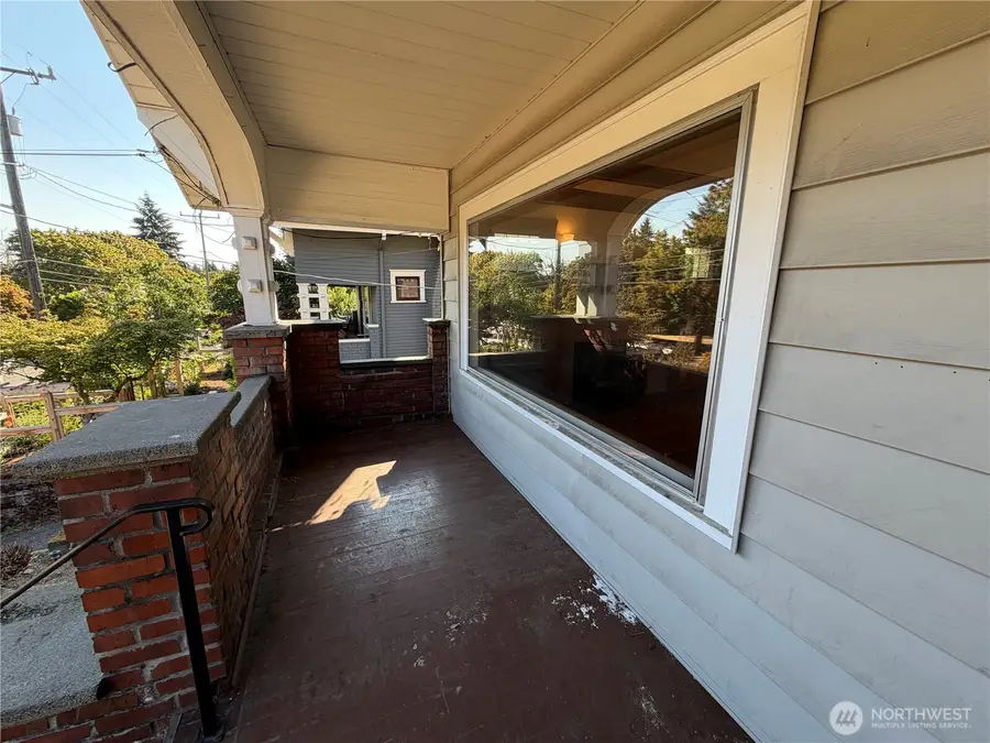 1211 N 50th Street, Seattle, WA 98103 - #3