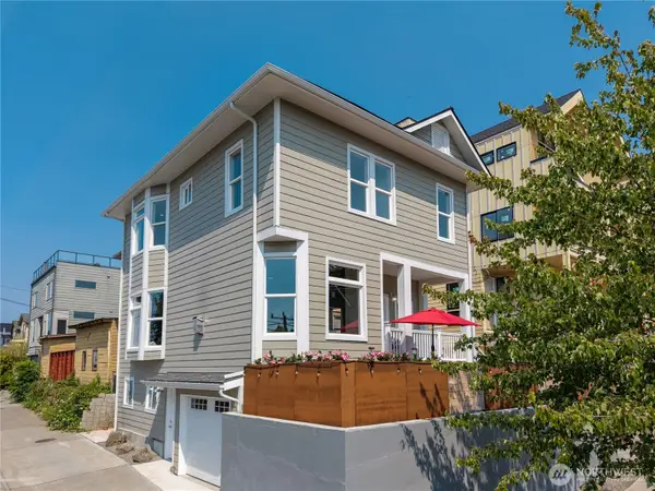 2216 E Fir Street, Seattle, WA 98122