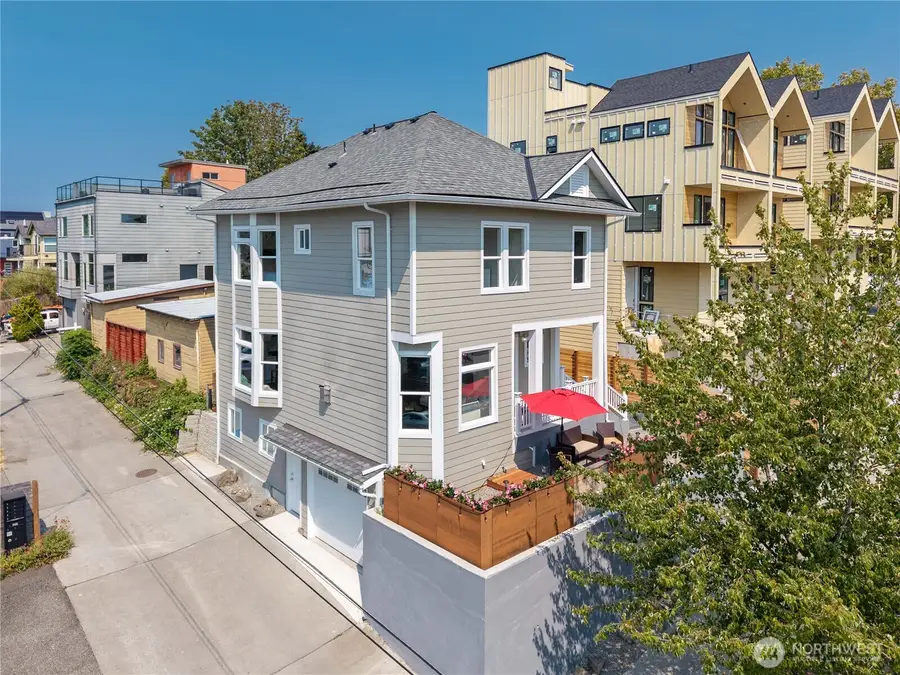 2216 E Fir Street, Seattle, WA 98122 - #3