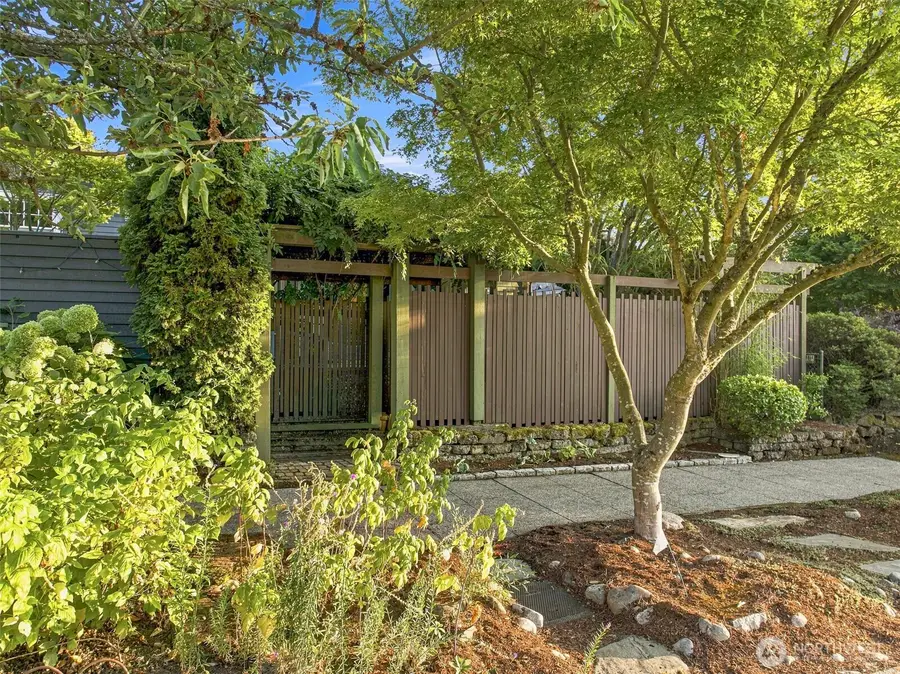 325 NW 74th Street, Seattle, WA 98117 - #2