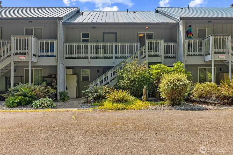 210 Salmon Street #5, Clallam Bay, WA 98326 - #3