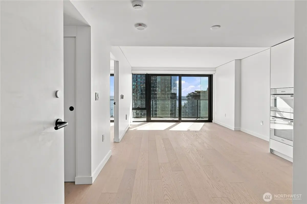 300 Virginia Street #2410, Seattle, WA 98101 - #1