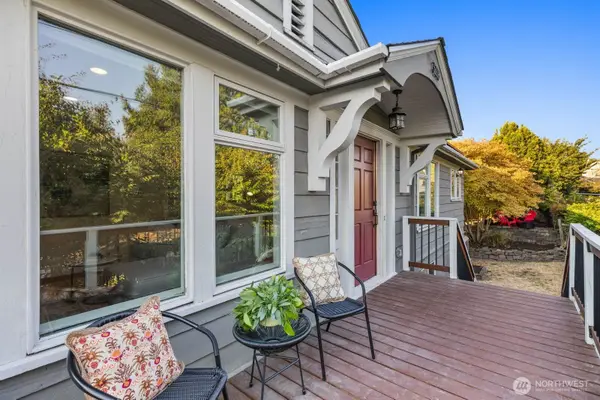 3218 S Byron Street, Seattle, WA 98144