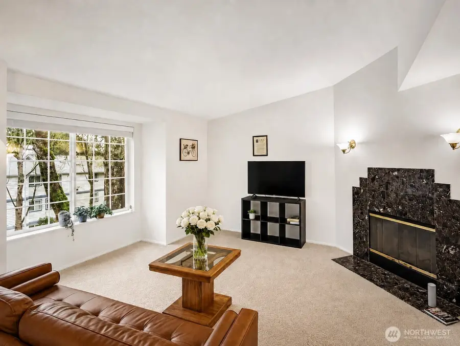 8653 Avondale Rd Ne #D208, Redmond, WA 98052 - #3
